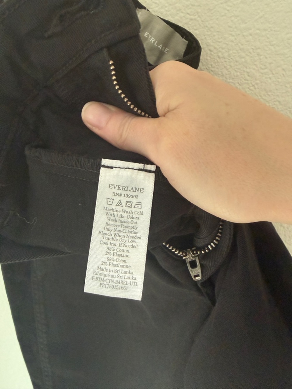 Everlane The Utility Barrel-Leg Pant - Black - 8 - BNWOT - Picture 6 of 8